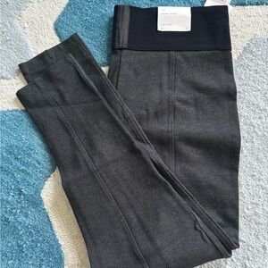 Calvin Klein Gray Leggings with Seamless Design Ponte pants skinny brand new